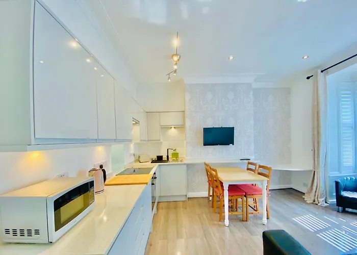 York City Centre Holiday Apartment